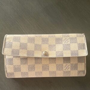 Louis Vuitton Wallet Authentic